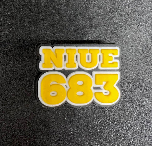 Niue 683 Charm